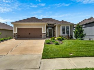 4916 Tallgrass Street, Leavenworth, KS 66048