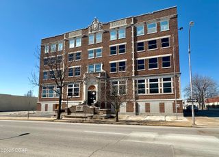 510 S Wall Avenue, Joplin, MO 64801