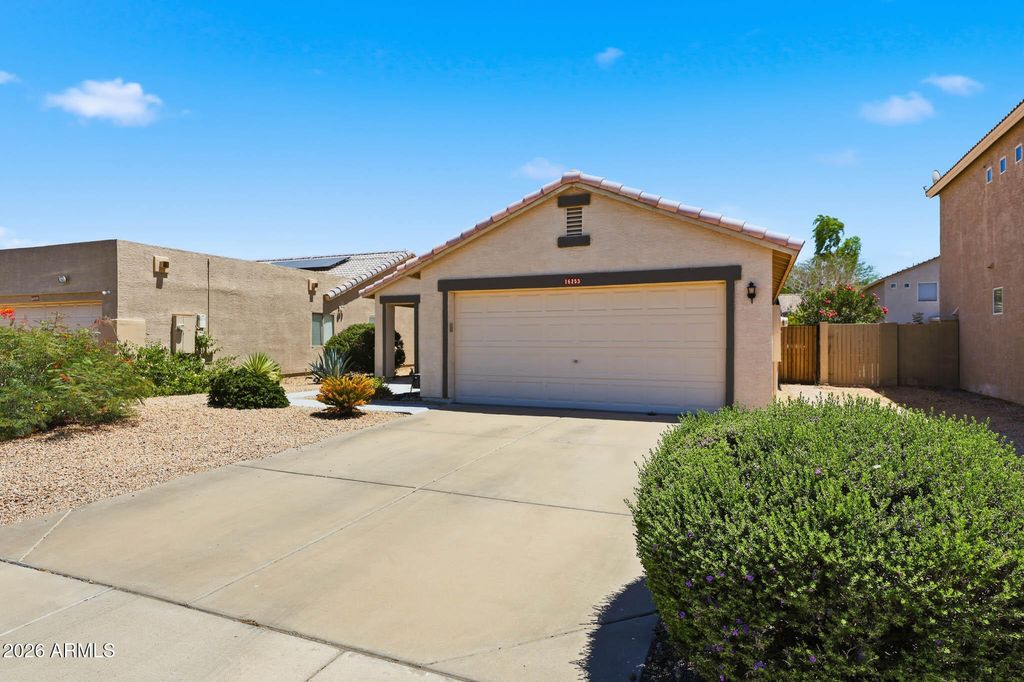 16253 W SIERRA Street, Goodyear, AZ 85338