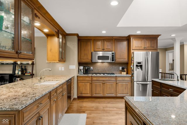 10707 Compass Court, Indianapolis, IN 46256