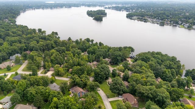 10707 Compass Court, Indianapolis, IN 46256