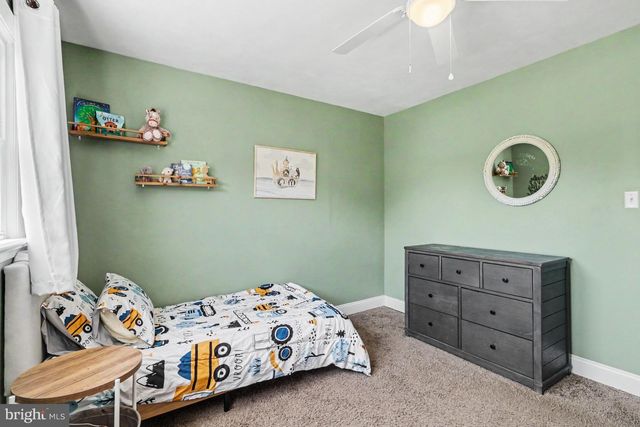 829 OLD FORGE RD, New Cumberland, PA 17070