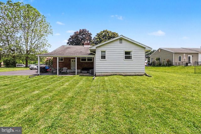 829 OLD FORGE RD, New Cumberland, PA 17070