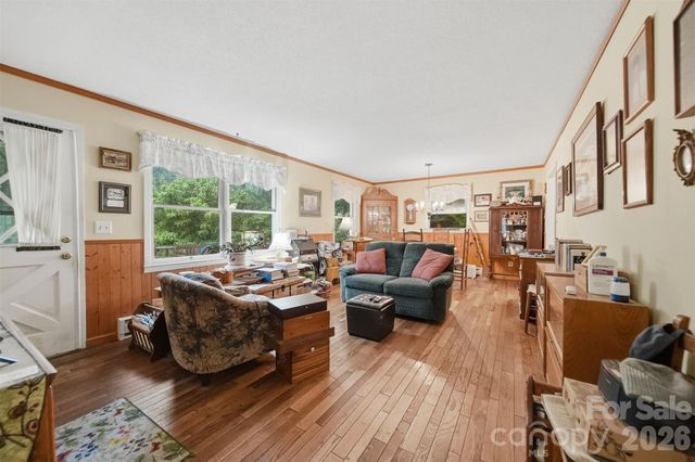7180 Valley View Drive, Newland, NC 28657