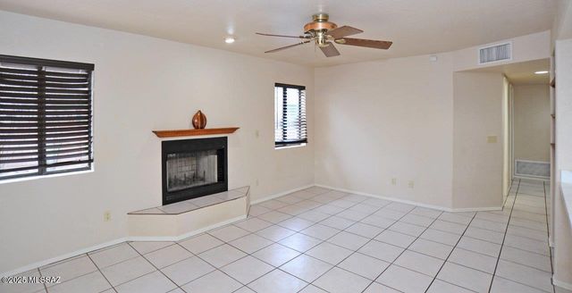 6049 N Reliance Drive, Tucson, AZ 85704