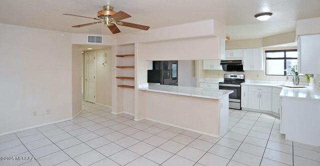 6049 N Reliance Drive, Tucson, AZ 85704