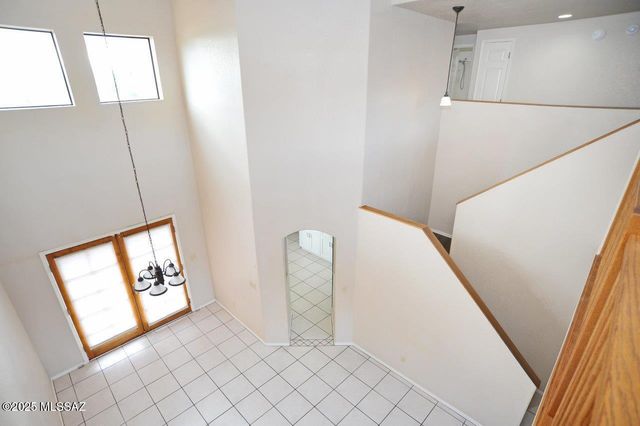 6049 N Reliance Drive, Tucson, AZ 85704
