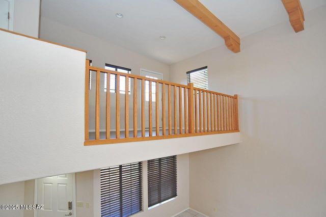 6049 N Reliance Drive, Tucson, AZ 85704