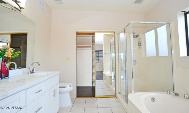 6049 N Reliance Drive, Tucson, AZ 85704