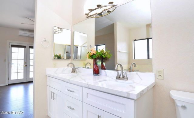 6049 N Reliance Drive, Tucson, AZ 85704