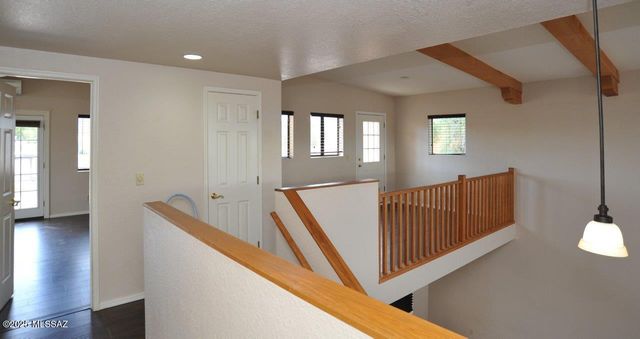 6049 N Reliance Drive, Tucson, AZ 85704