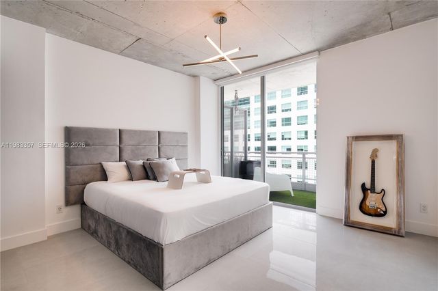 690 SW 1st Ct 2312, Miami, FL 33130