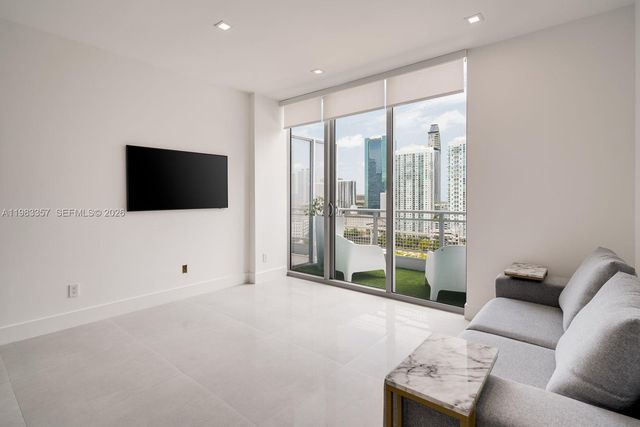 690 SW 1st Ct 2312, Miami, FL 33130