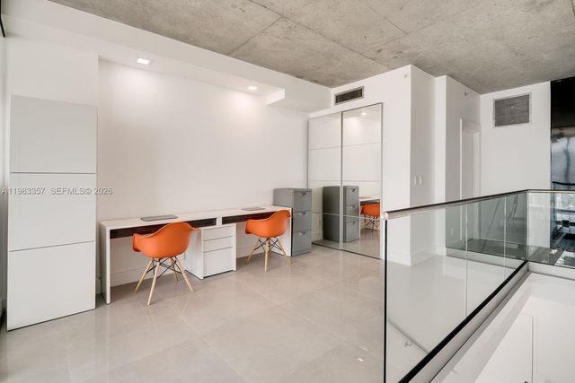 690 SW 1st Ct 2312, Miami, FL 33130