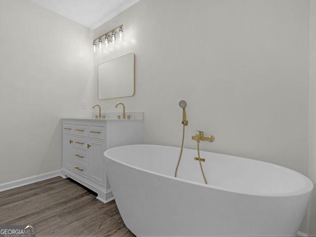 239 Farmbrook Parkway, Stockbridge, GA 30281