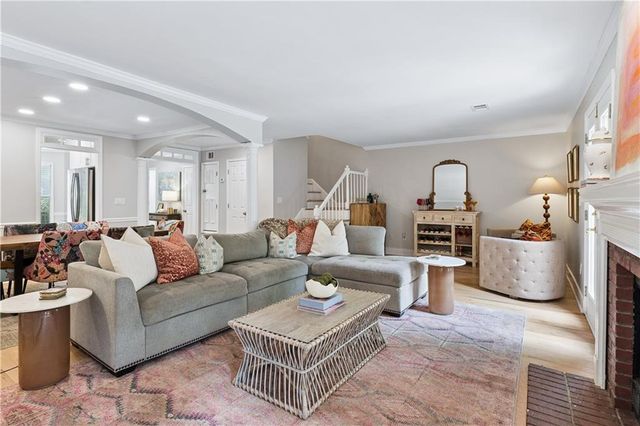 565 Salem Woods Drive SE, Marietta, GA 30067