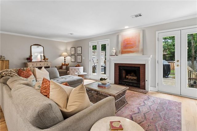 565 Salem Woods Drive SE, Marietta, GA 30067