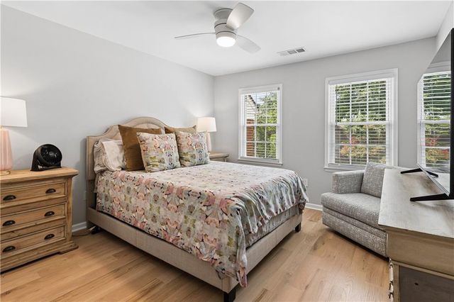 565 Salem Woods Drive SE, Marietta, GA 30067