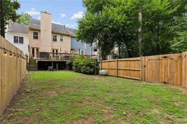 565 Salem Woods Drive SE, Marietta, GA 30067