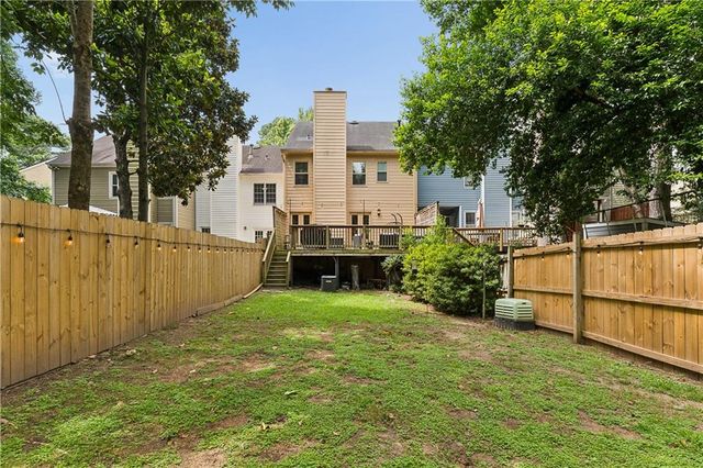565 Salem Woods Drive SE, Marietta, GA 30067