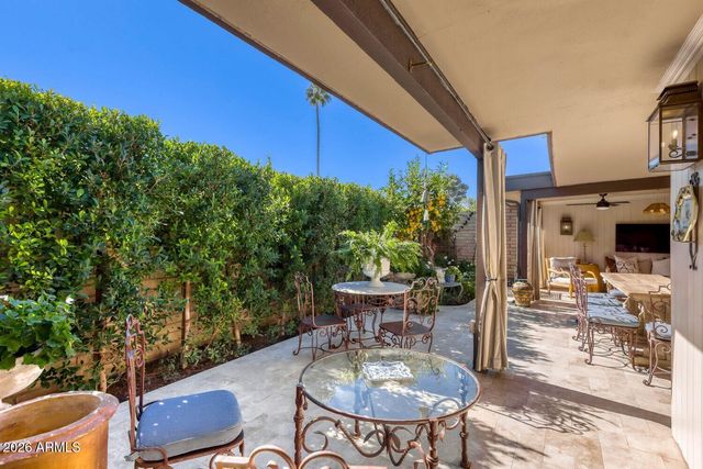 7937 E CRESTWOOD Way, Scottsdale, AZ 85250