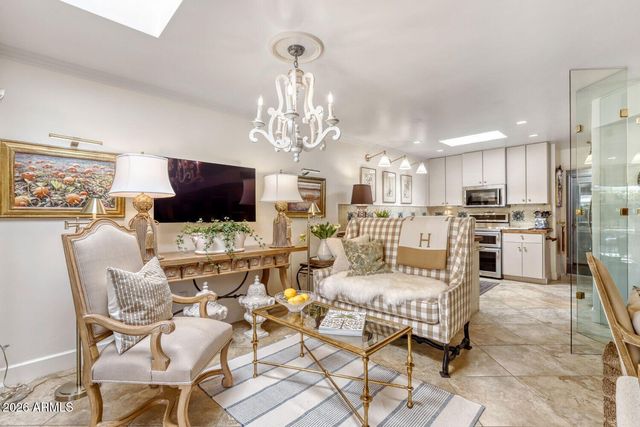 7937 E CRESTWOOD Way, Scottsdale, AZ 85250