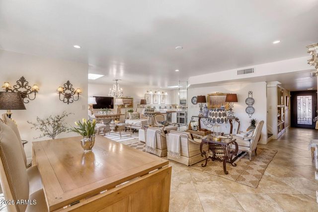 7937 E CRESTWOOD Way, Scottsdale, AZ 85250