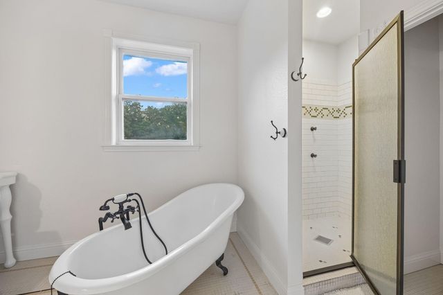 660 Alexandrite Drive, Oak Point, TX 75068
