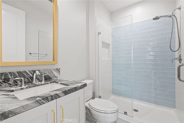 200 Newton, Lake Forest, CA 92630