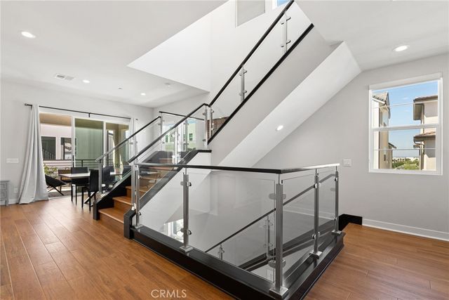 200 Newton, Lake Forest, CA 92630