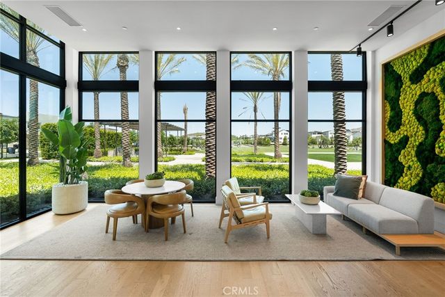 200 Newton, Lake Forest, CA 92630