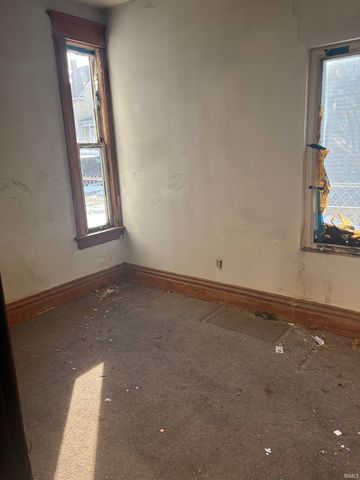 908 Savilla Avenue, Fort Wayne, IN 46807