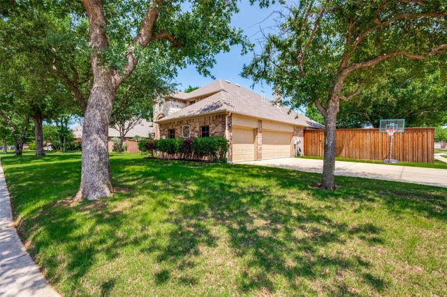 1212 Diamond Leaf Drive, Corinth, TX 76208