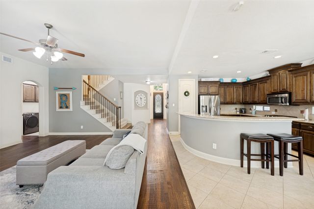 1212 Diamond Leaf Drive, Corinth, TX 76208