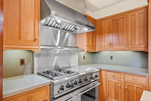 2504 SNOWBERRY CIR, Columbia, MO 65201