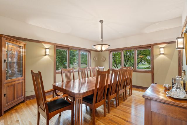 2504 SNOWBERRY CIR, Columbia, MO 65201