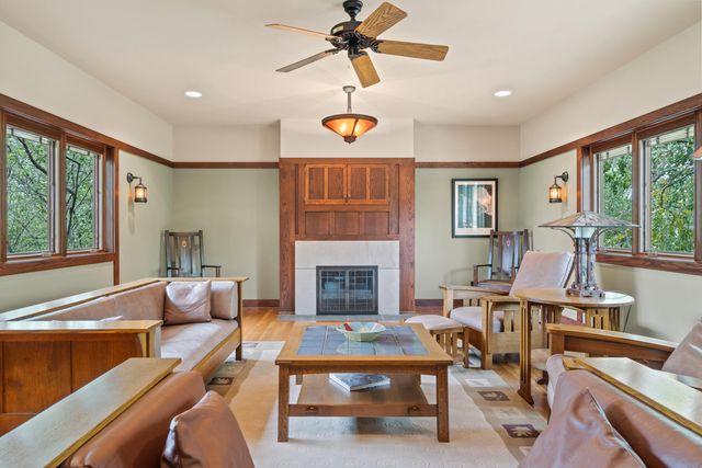 2504 SNOWBERRY CIR, Columbia, MO 65201