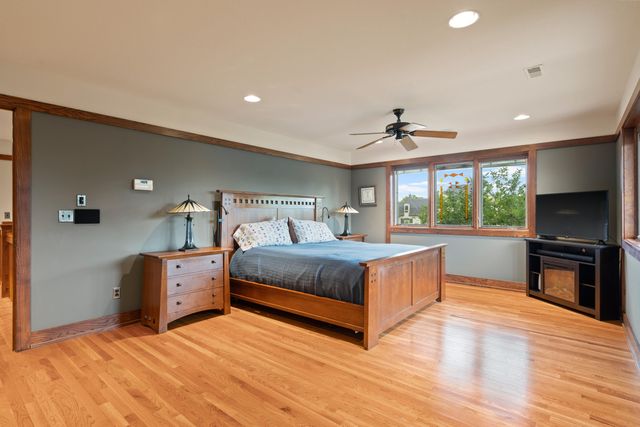 2504 SNOWBERRY CIR, Columbia, MO 65201