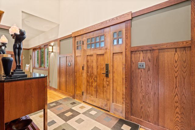 2504 SNOWBERRY CIR, Columbia, MO 65201