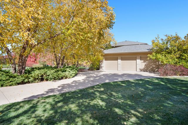 2504 SNOWBERRY CIR, Columbia, MO 65201