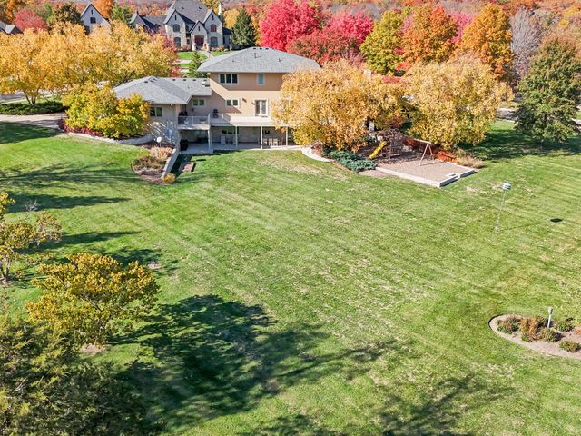 2504 SNOWBERRY CIR, Columbia, MO 65201