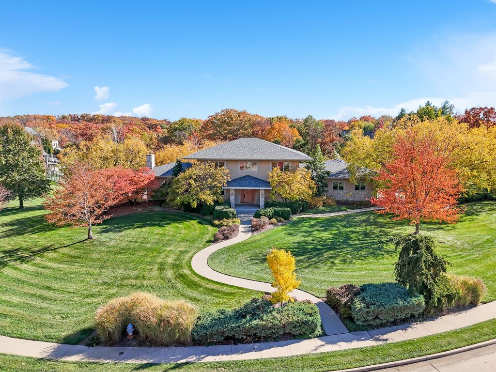 2504 SNOWBERRY CIR, Columbia, MO 65201