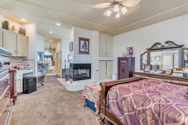 11315 Queensbury Drive, Bakersfield, CA 93312