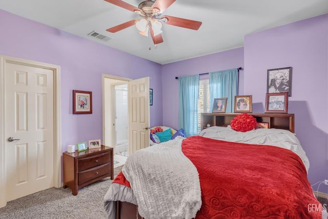 11315 Queensbury Drive, Bakersfield, CA 93312