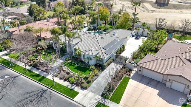 11315 Queensbury Drive, Bakersfield, CA 93312