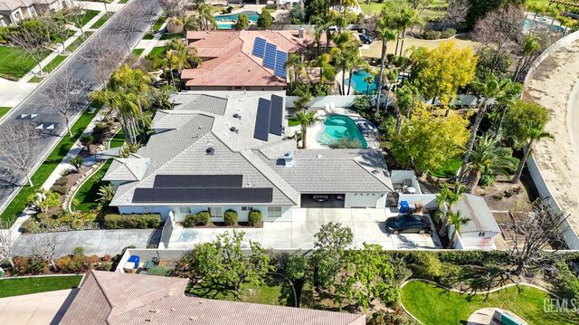 11315 Queensbury Drive, Bakersfield, CA 93312