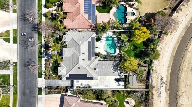 11315 Queensbury Drive, Bakersfield, CA 93312