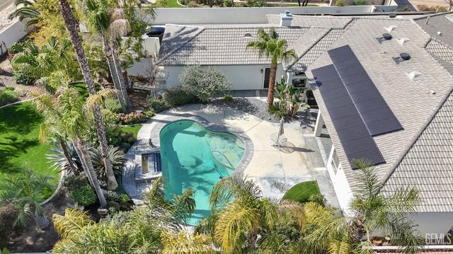 11315 Queensbury Drive, Bakersfield, CA 93312