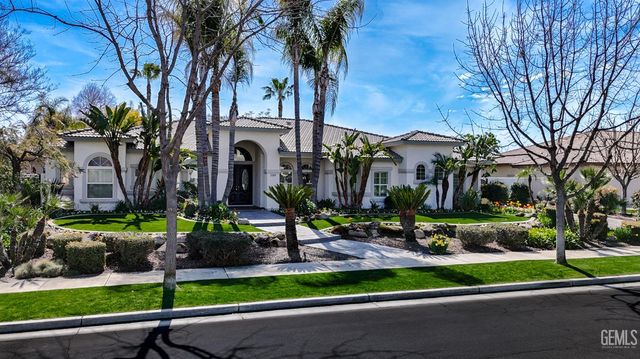 11315 Queensbury Drive, Bakersfield, CA 93312