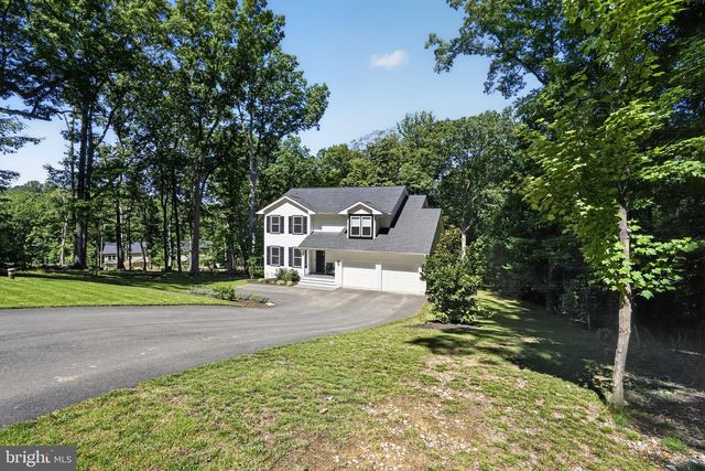 77 BALSAM LN, Bluemont, VA 20135